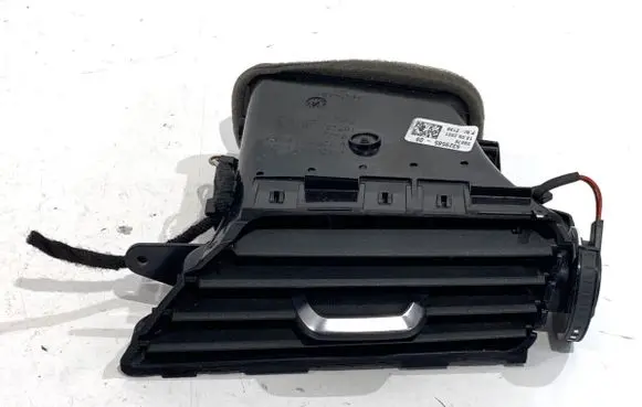 BMW 5 G30 G31 G38 Dashboard side air vent grill/cover trim 9329585