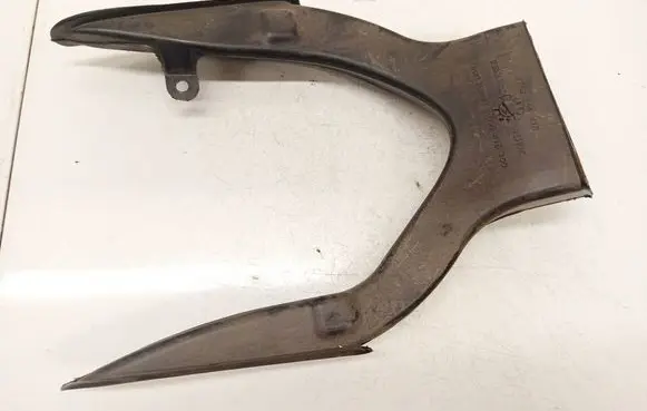 Renault Megane I Cabin air duct channel 7702255416