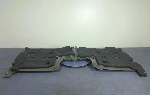 Audi A8 S8 D2 4D Engine bonnet/hood sound/heat insulation 4N0863902G