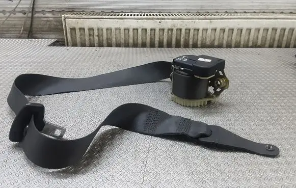 Jaguar X-Type Front seatbelt 33037868A