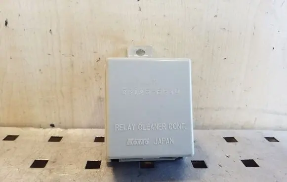 Suzuki Grand Vitara II Other control units/modules 3914565J0