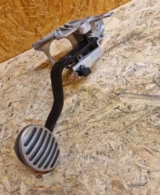 Mini Cooper Countryman R60 Brake pedal C4000206SE