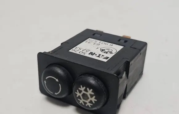 BMW Z3 E36 Air conditioning (A/C) switch 6901575 5026 2753