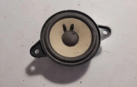Mercedes-Benz S W221 Panel speaker A2218200002 ZGS00408706 729722700006