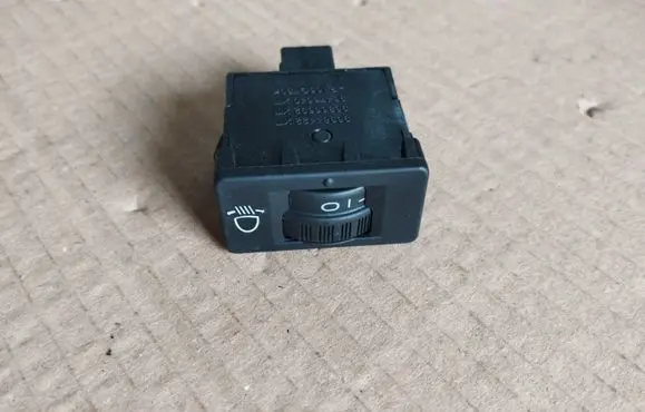 Peugeot 2008 I Headlight level height control switch 96384422XT