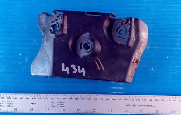 Seat Toledo III (5P) Front bumper mounting bracket 5P0807184A