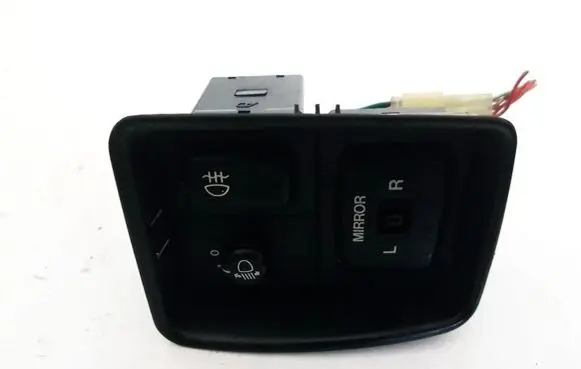 Suzuki Baleno EG Wing mirror switch se128