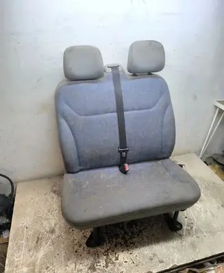 Opel Vivaro Front double seat 