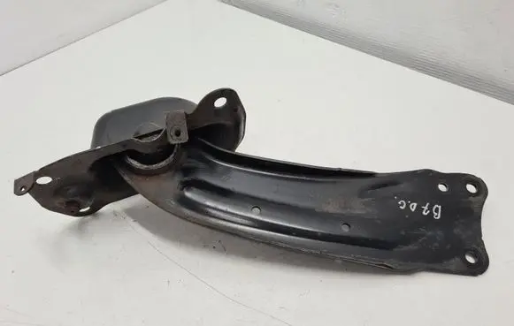 Volkswagen PASSAT B7 Rear upper control arm/wishbone 3C0505226B