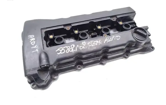 Mitsubishi Outlander Rocker cam cover 4B11