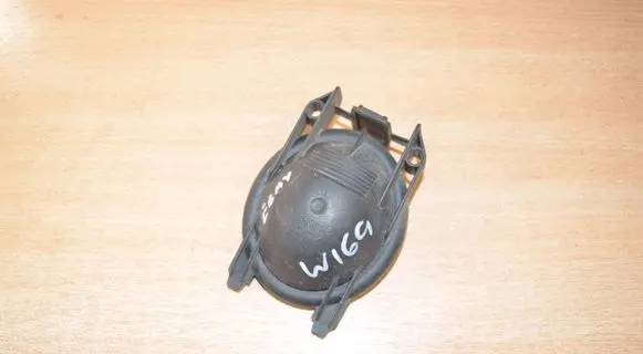 Mercedes-Benz A W168 Headlight/headlamp dust cover A1305239192