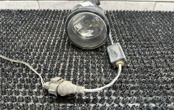 Infiniti FX Front fog light 89206351 261508990B 0290572008