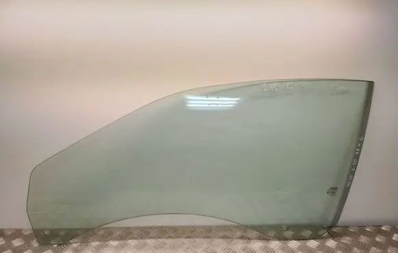 Volvo C70 Front door window glass four-door