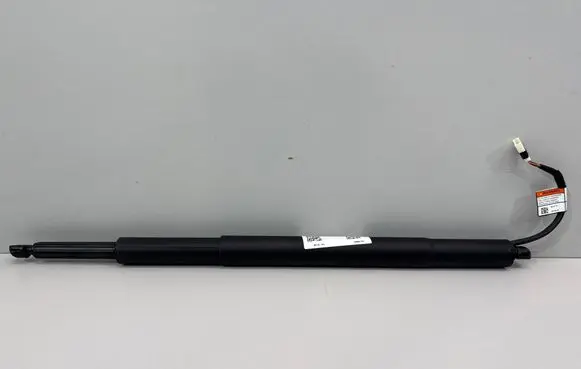 BMW 3 G20 G21 Tailgate strut 7453413