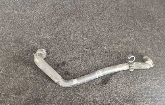 Land Rover Discovery 5 Engine coolant pipe/hose FPLA7752CC