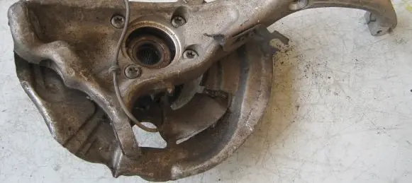 BMW X5 F15 Front wheel hub 6869869