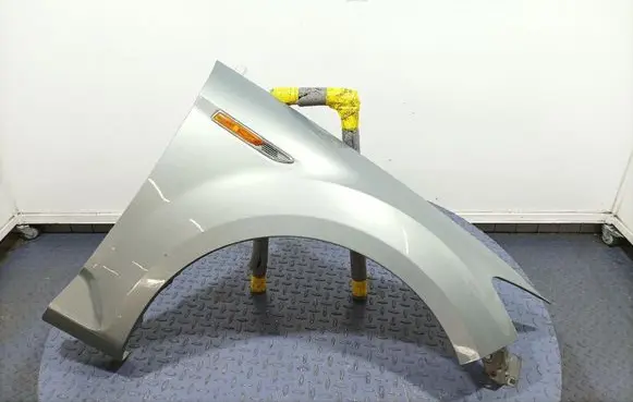 Ford Mondeo MK IV Fender 