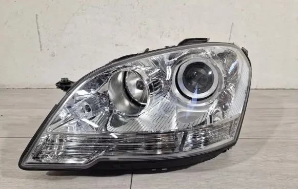 Mercedes-Benz ML W164 Headlight/headlamp