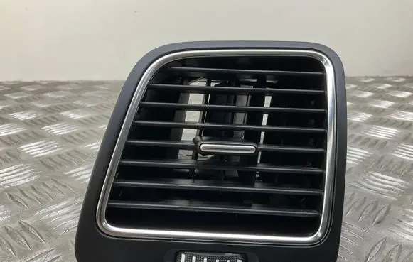 Seat Alhambra (Mk2) Dashboard side air vent grill/cover trim 7N0819703D