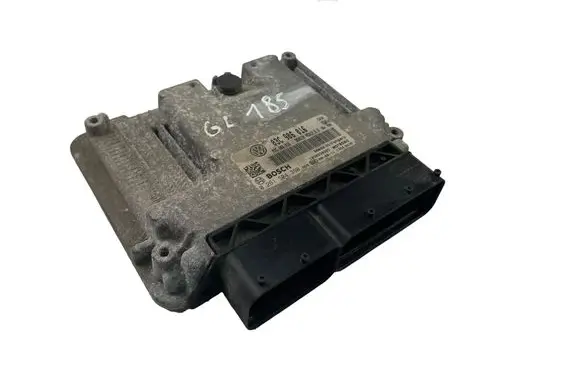 Volkswagen Golf VI Engine control unit/module ECU 03C906016 0261S04390