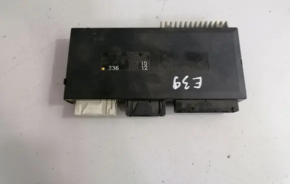 BMW 5 E39 Central body control module 8372141