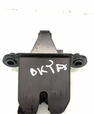 Skoda Octavia Mk2 (1Z) Tailgate/trunk/boot lock/catch/latch 1Z5827501C