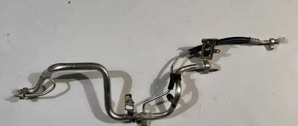 Ford Explorer VI Air conditioning (A/C) pipe/hose CM8203