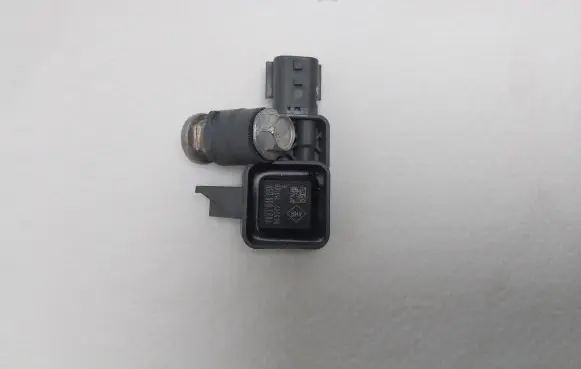 Renault Megane III Airbag deployment crash/impact sensor 988300005R 045202151108