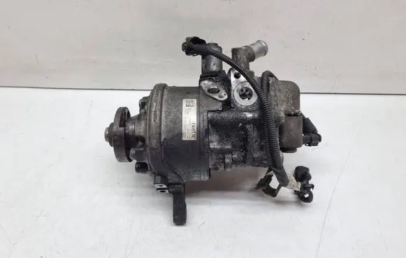 BMW 5 F10 F11 Power steering pump 6798667 9256039