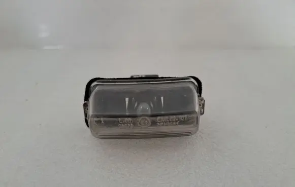 Toyota Auris 150 Number plate light 8127002131 8127002130
