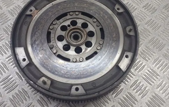 Mercedes-Benz C W202 Dual mass flywheel A1110304305