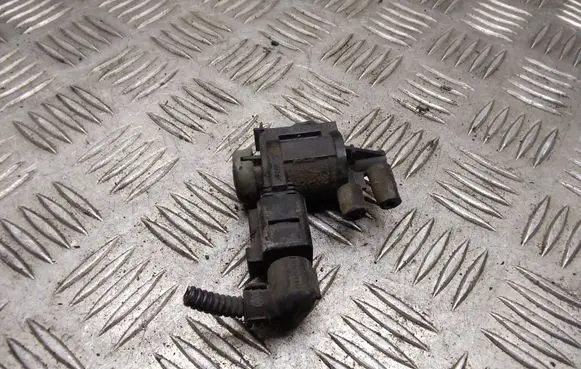 Valve vacuum
