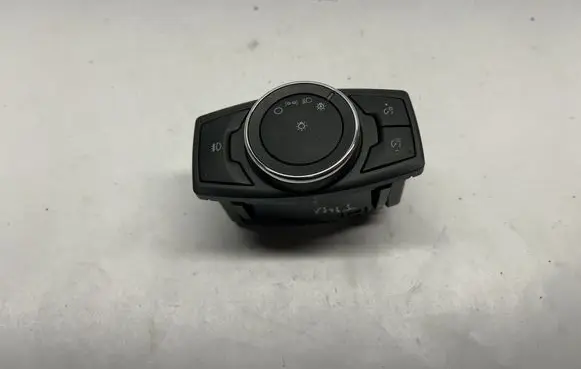 Ford Mustang VI Light switch DG9T13D061BFW