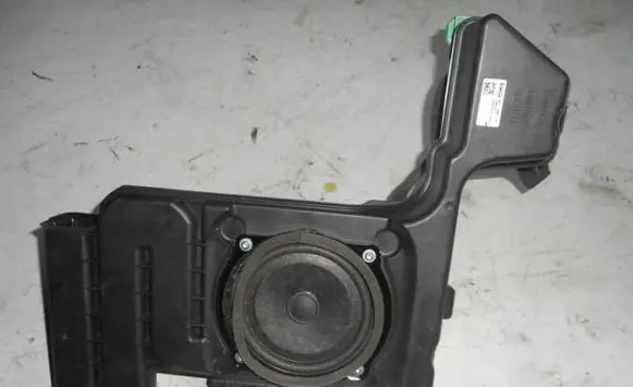 Ford Ecosport Subwoofer speaker GN1519A067AA 0KD06718