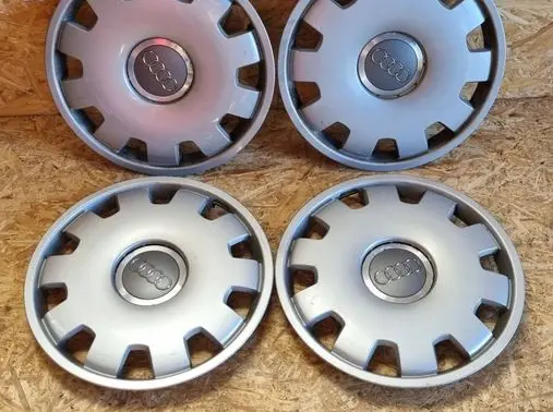 Audi A4 S4 B7 8E 8H R16 wheel hub/cap/trim 4B0601147D