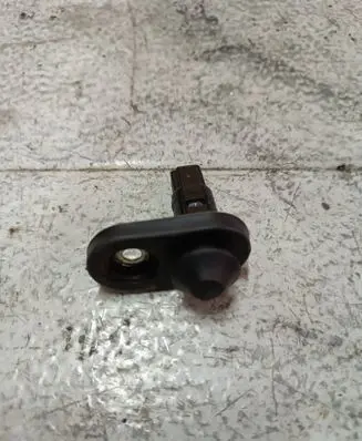 Toyota Avensis T250 Rear door sensor 
