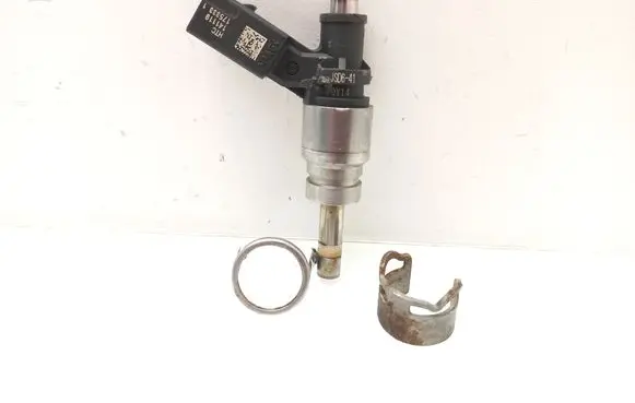 Audi A6 S6 C6 4F Fuel injector 06E906036AF 2507123 1753331