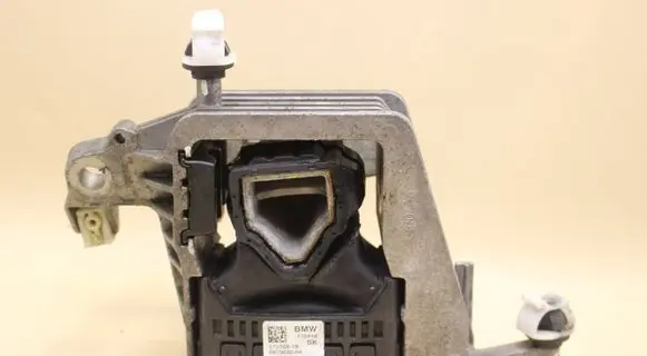 BMW X1 F48 F49 Coolant fan relay 170418 6875632 17276810