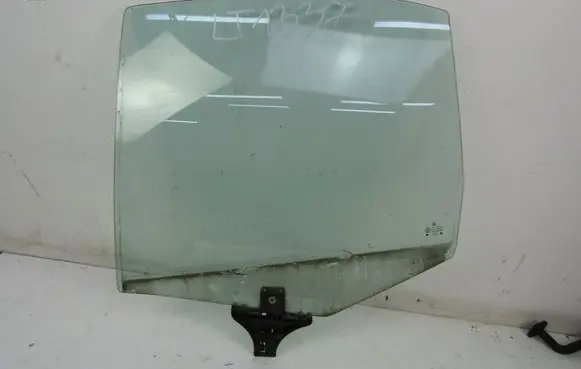 Volkswagen Bora Rear door window glass 