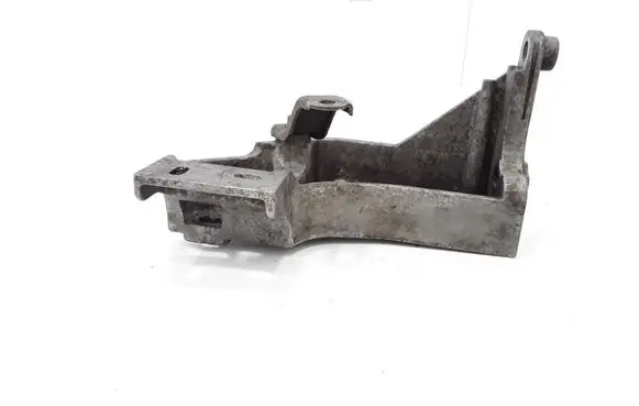 Volvo S40, V40 Fuel pump bracket 8200055566
