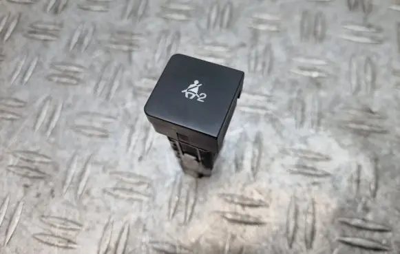 Passenger airbag on/off switch