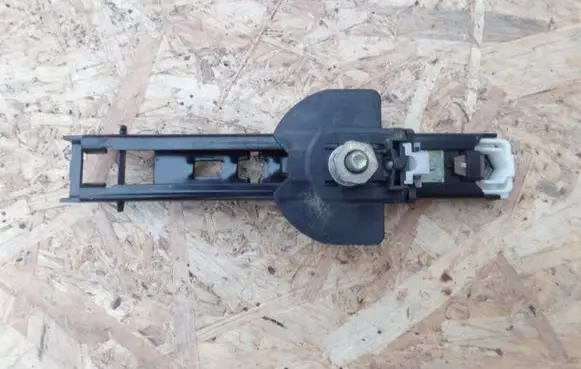 Audi A6 S6 C5 4B Seat belt height adjuster 4A0857833D
