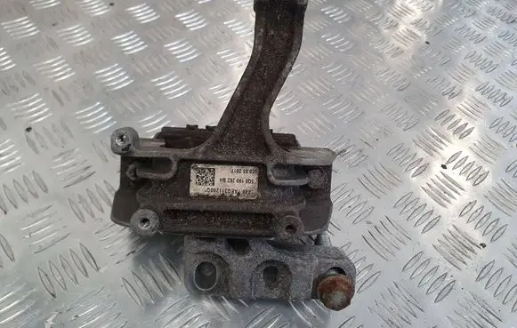 Skoda Superb B8 (3V) Engine mount bracket 5Q0199262BH