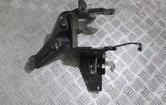 Audi A4 S4 B6 8E 8H ABS pump bracket 