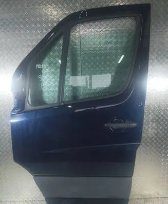 Mercedes-Benz Sprinter W906 Front door