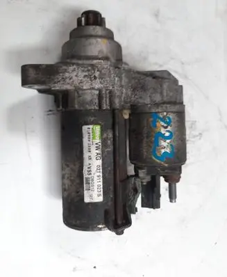 Volkswagen Polo IV 9N3 Starter motor 02T911023S