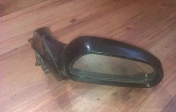 Mazda 323 Front door electric wing mirror e13010519