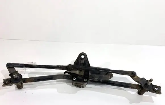 Hyundai i30 Front wiper linkage and motor