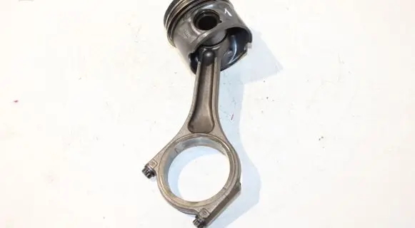 Land Rover Discovery 3 - LR3 Piston with connecting rod H268X 5R8Q