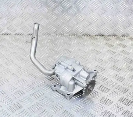 Mercedes-Benz CLC CL203 Oil pump A2275964610 A6111810201